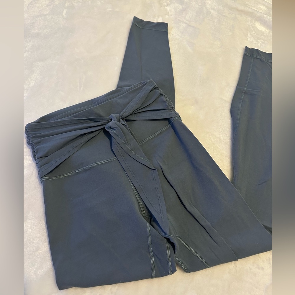 Lululemon Align pant 28” *Wrap waist